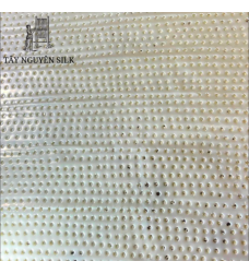 Lưới Thay Phân Tằm Con  Tuổi 1-4